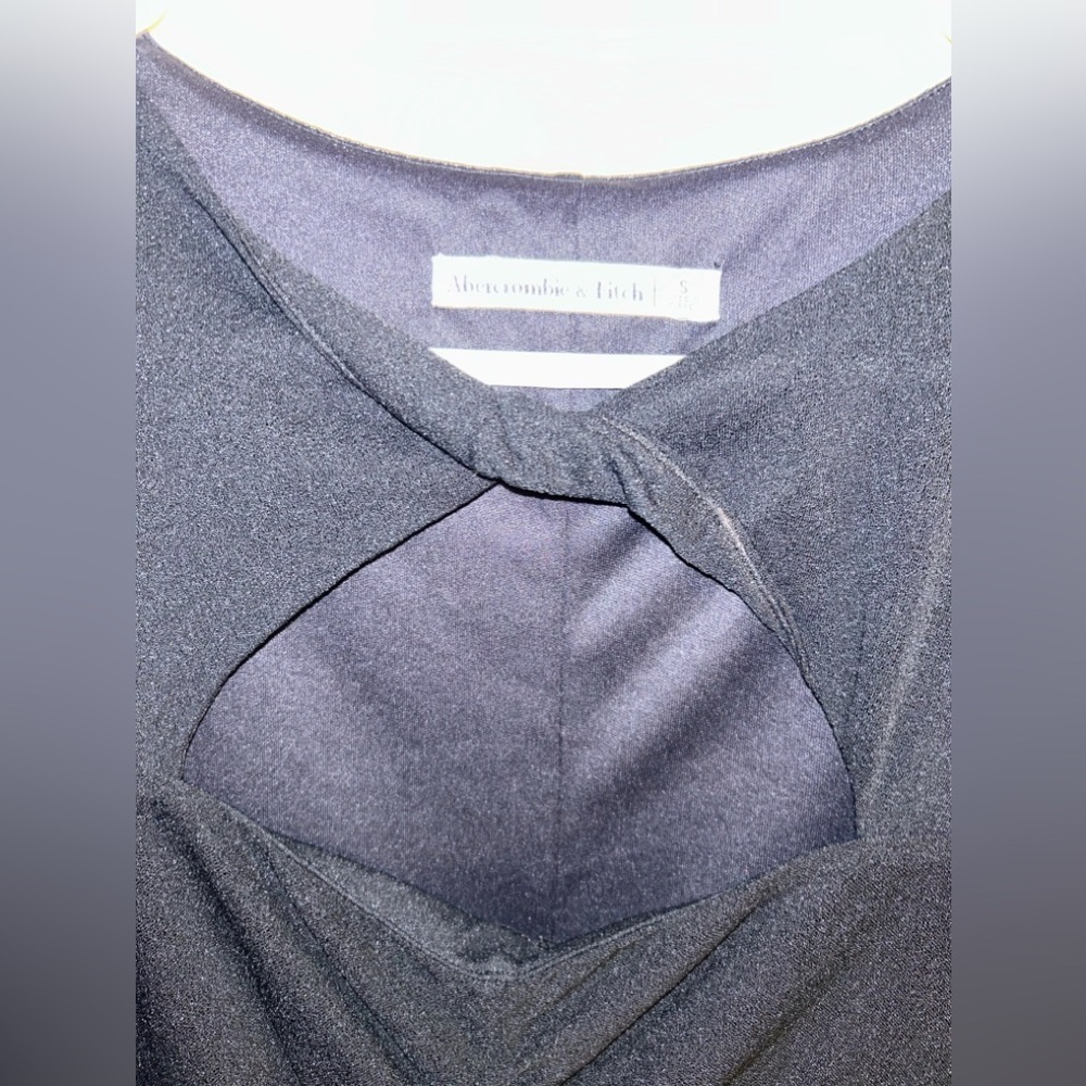 Abercrombie & Fitch black long sleeve cut out dress. Size small - Picture 2 of 4